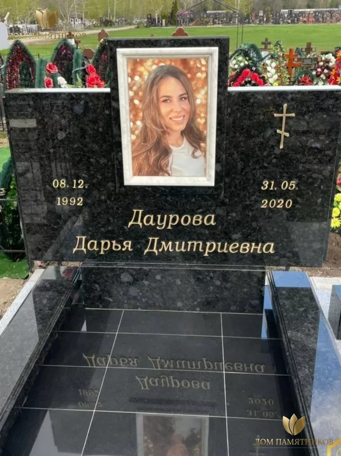 Элитный памятник Нежность 58
